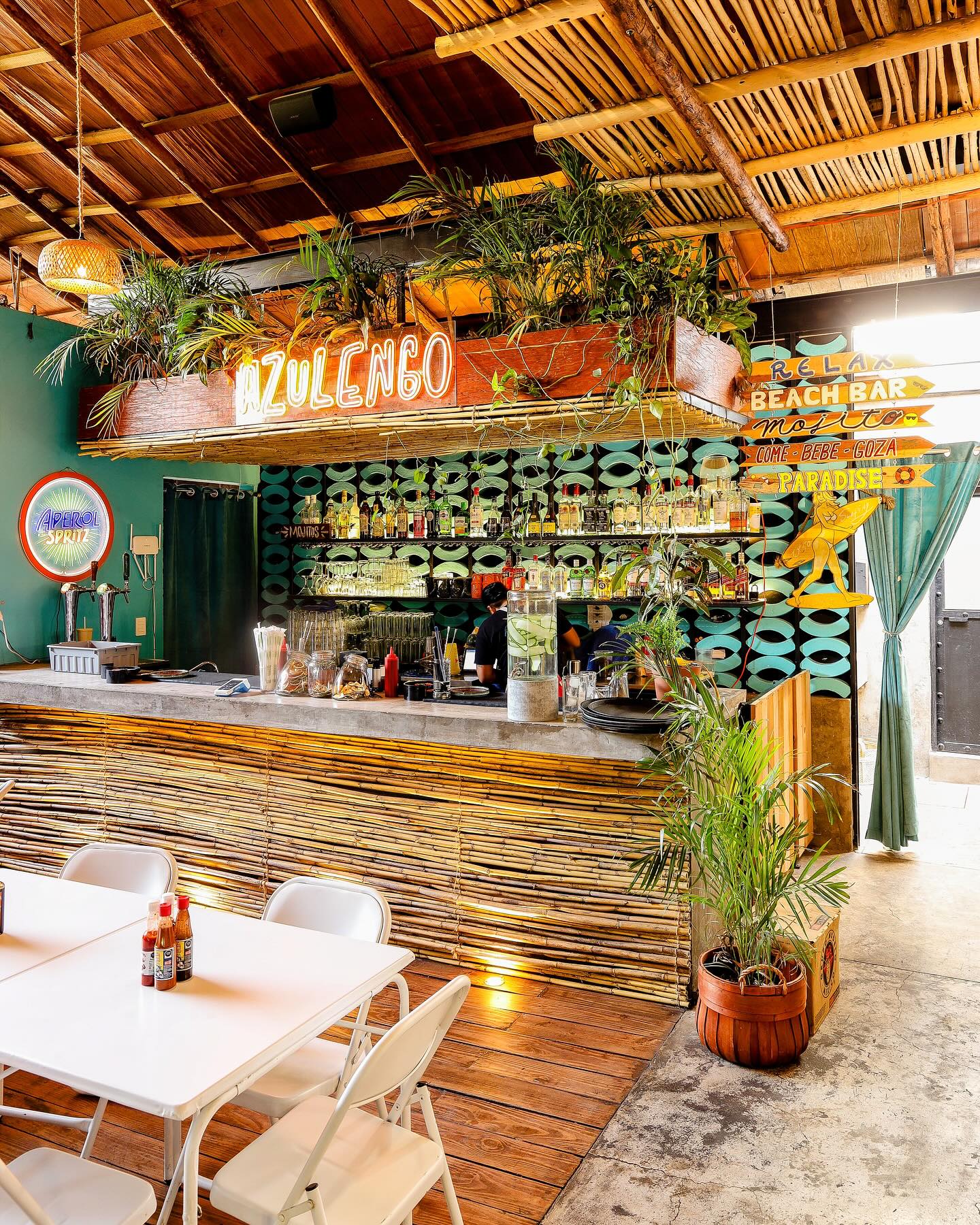 Azulengo — Restaurante Bar